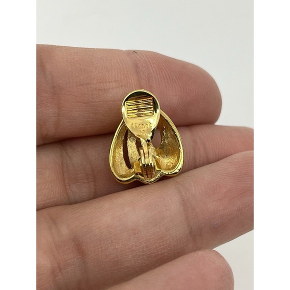 Vintage Signed MONET Gold Tone 14" Necklace‎ and Clip Earrings - Picture 7 of 9